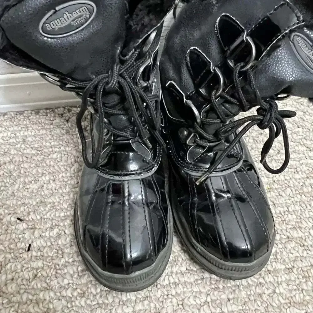 Aquatherm santana black winter  fur warm boots size 6